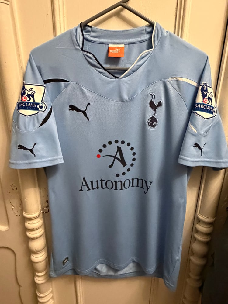 Image of Tottenham Hotspur “BALE 3” 2010/11 Away Shirt + PL patches  (S)