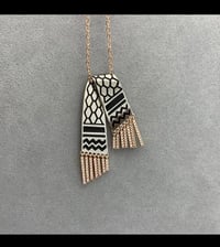 Image 2 of Hatta necklace 