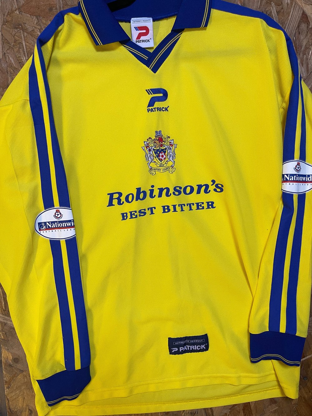 Match Worn 2001/02 Patrick Away Shirt