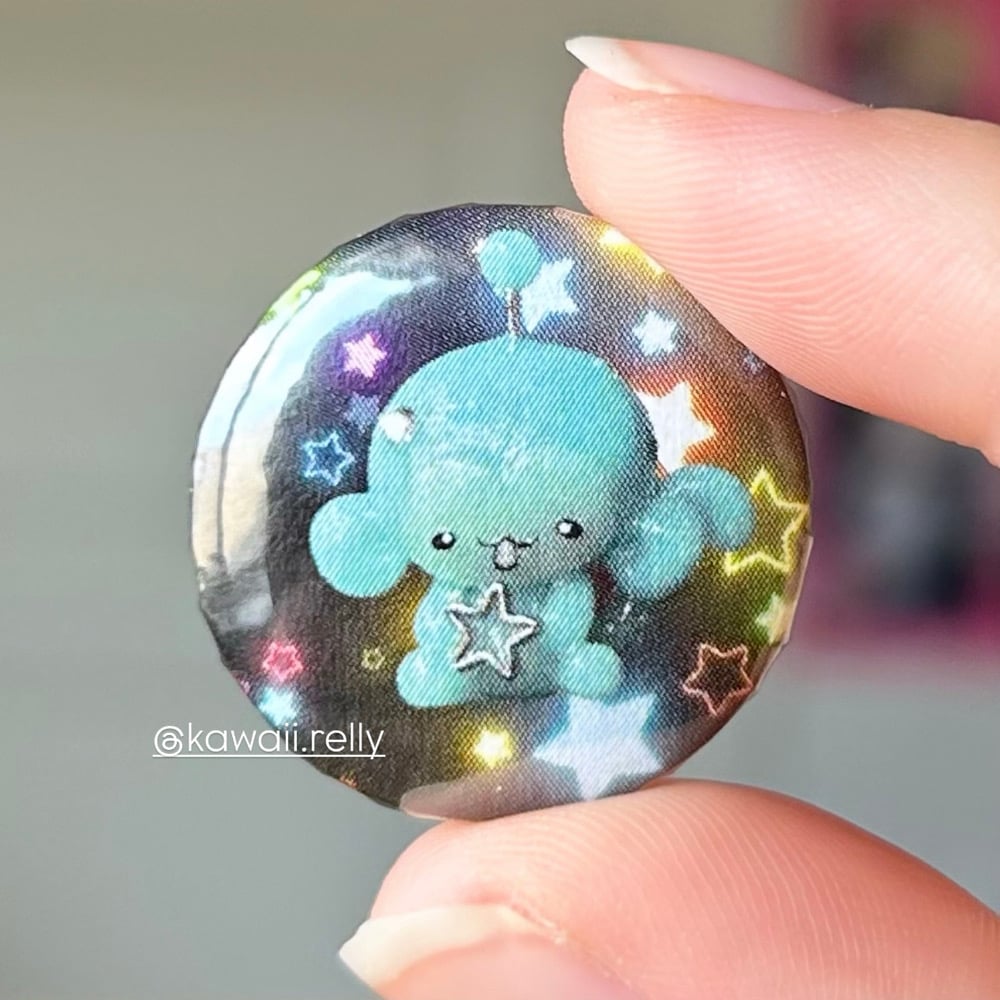 Image of Glorpy Momo - button pin