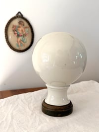 Image 1 of Ancienne boule d’escalier