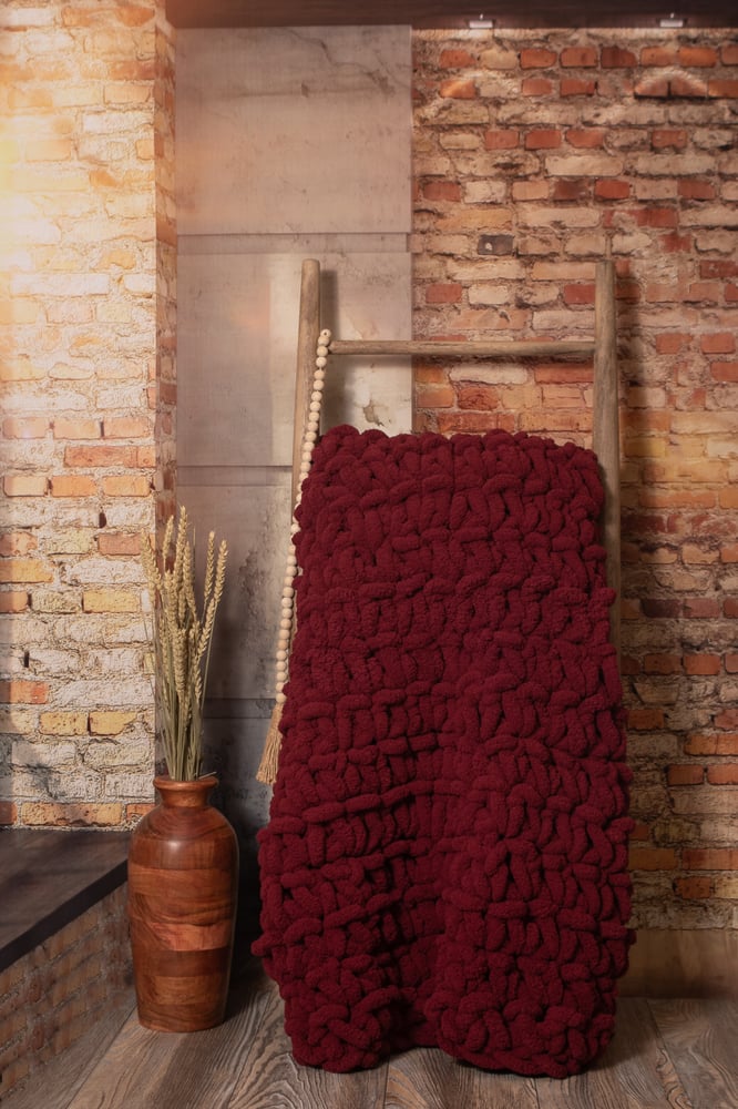 Image of Cozy Chunky Blanket- Rich Burgundy