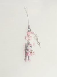 🎀 Hello Kitty Phone Charm 🎀ᡣ𐭩
