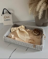 Image 3 of Square or rectangular crochet basket