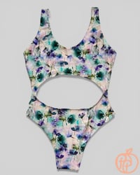 Image 12 of Sample sale 