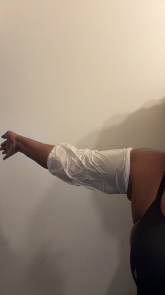 Image of plastic arm sleeves 