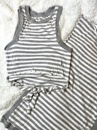 Image 2 of Distressed Ribbed Set