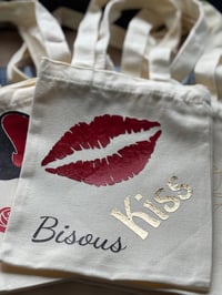 Image 5 of 🩷 Tote Bag “Just a Girl who loves Manga/Anime – édition Kyashi Waii