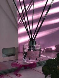 Image 3 of Reed Diffuser Clear Glass Bottle 