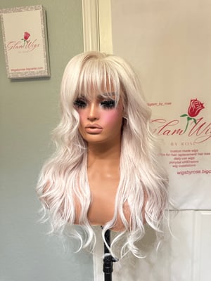 Image of All human hair 90s blonde