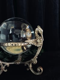 Image 3 of Magnifique boule de cristal de 13cm de diamètre et son support en bronze massif, XIXème siècle