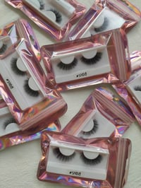 Image 2 of SNOB LASHES 