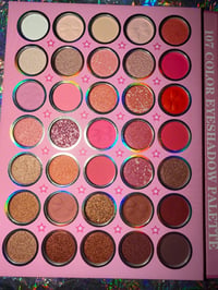 Image 4 of Snoo Doggy Makeup and Lip products