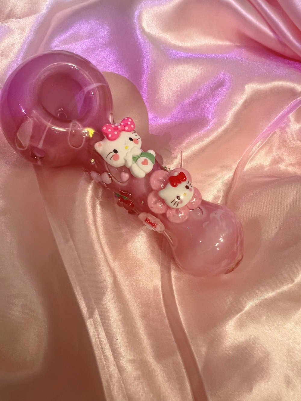 XL pink hello kitty pipe 🌸❤️