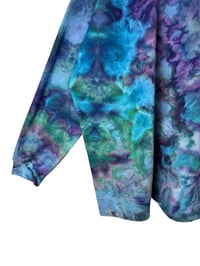 Image 3 of 4XL Unisex Ring Spun Cotton Blend Crew Sweatshirt in Mermaid Watercolor Ice Dye