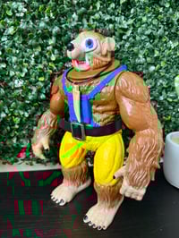 Image 3 of ETC’s Enos “Banjo” soft vinyl figure  custom by Elixir Toys