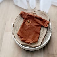 Image 1 of Photography newborn boy romper Axel - cinnamon | photo props