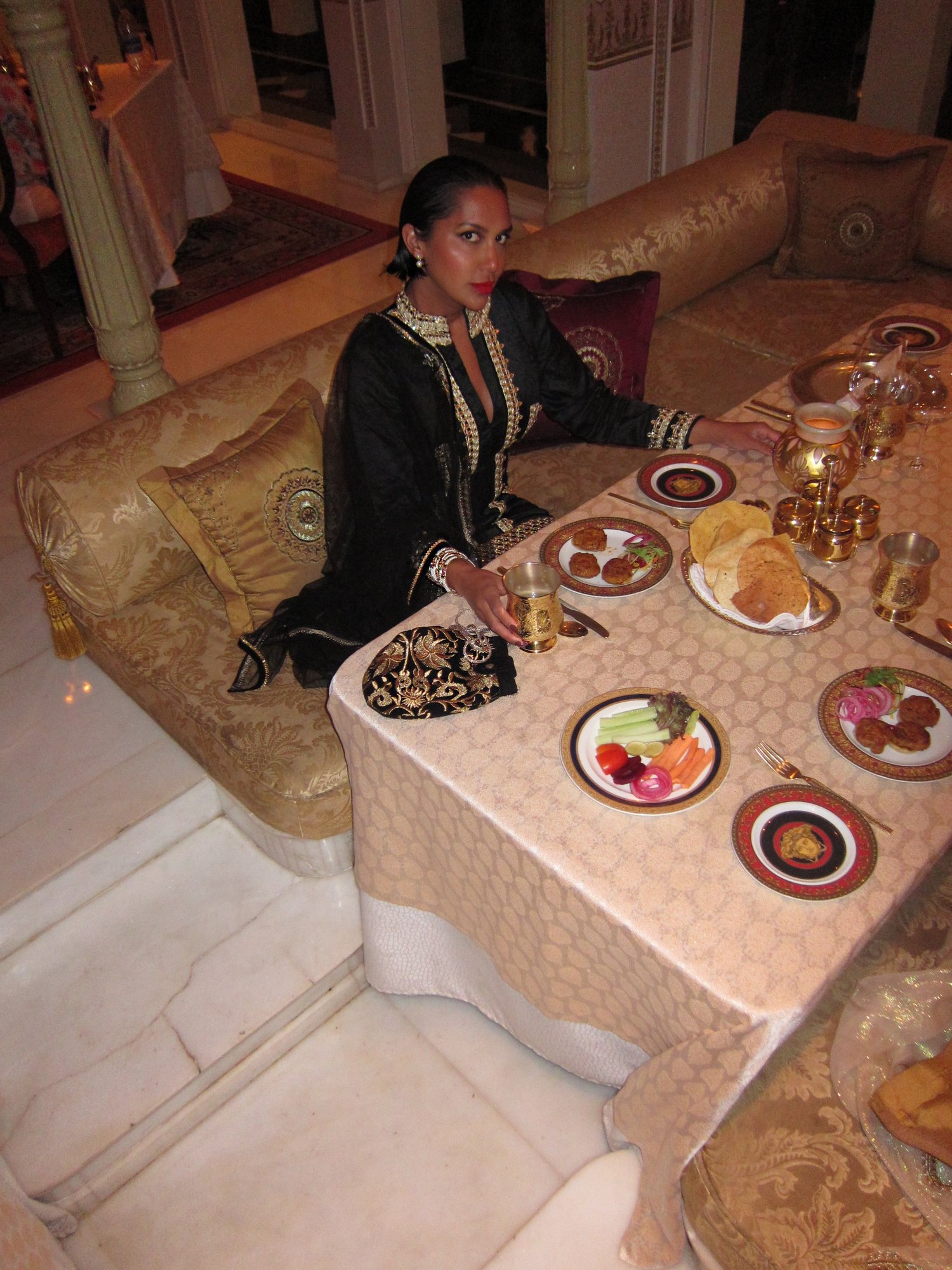 Image of BLACK EMBELLISHED SATIN INDIAN PANT SUIT (M)