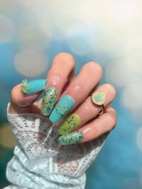 Image 3 of Bluebell Pearl