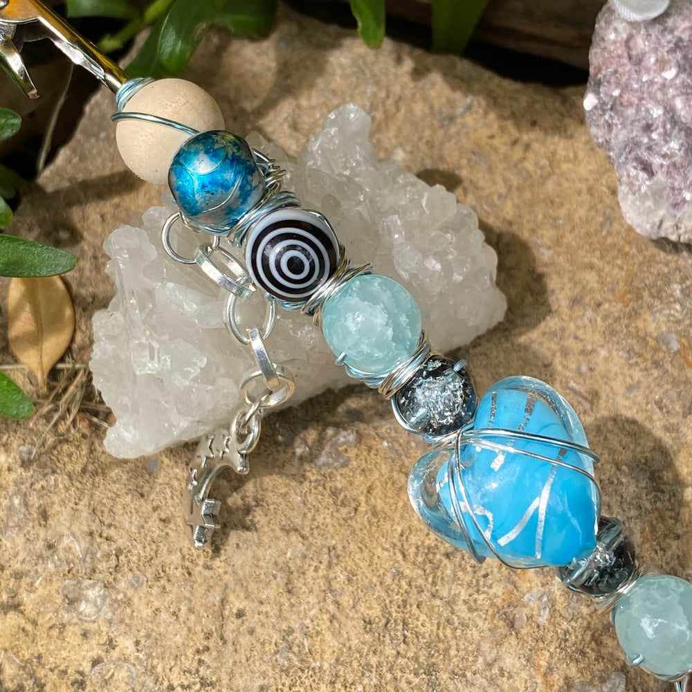 Image of blue heart roach clip