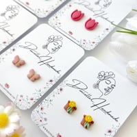 Image 3 of Butterfly Garden Collection Studs 
