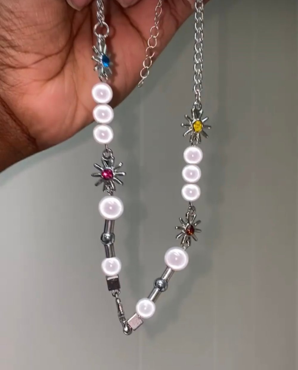 Izar Necklace