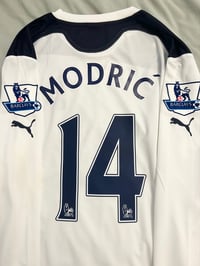 Image 1 of Tottenham Hotspur “MODRIĆ 14” 2010/11 Home LS Shirt + PL patches (XL)