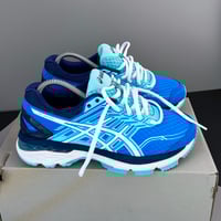 Image 1 of size: 9.5/11Wus uk9 eu43.5 cm27.5