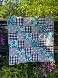Image 2 of Polka dots and Florals Patchwork Mat