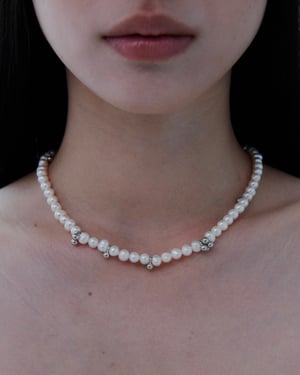 Image of LOWOOL - Dew Pearl Silver Necklace