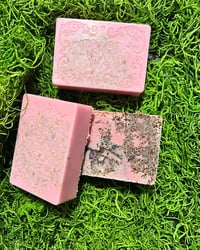 Image 2 of Beauty Bar 