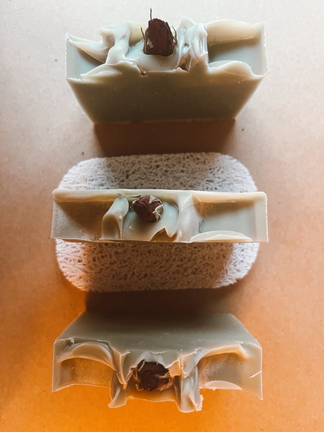 French Clay + Tea Tree Facial Bar 🍵