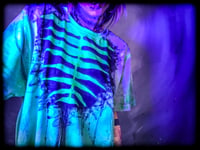 Image 13 of FisHboNE Tee (XLT)