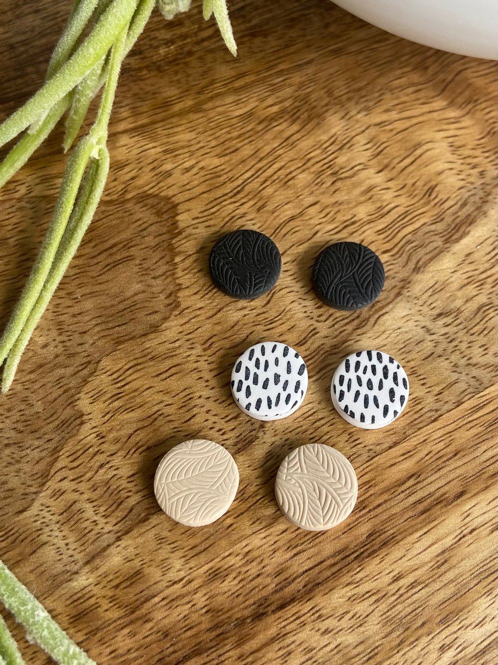 Image of Triple Stud Pack 8