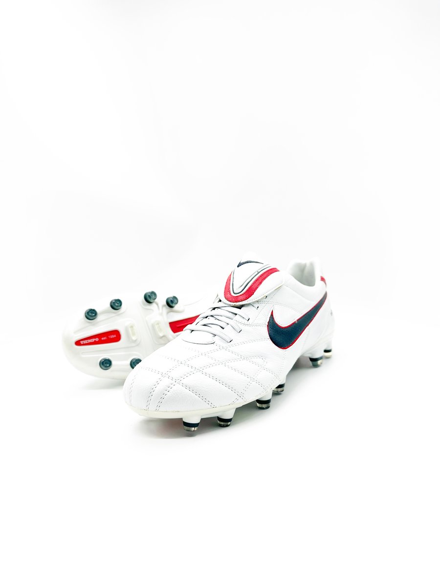 nike tiempo boots white