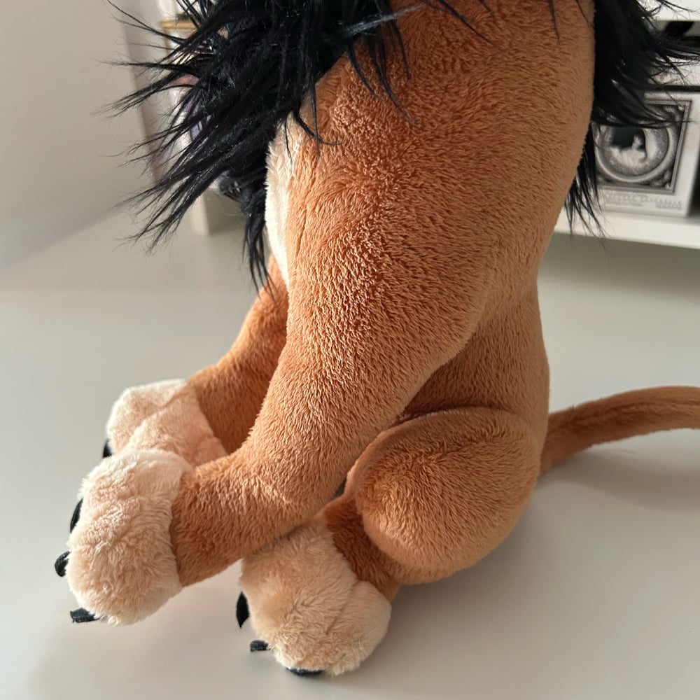 Image of PELUCHE DISNEY SCAR LE ROI LION