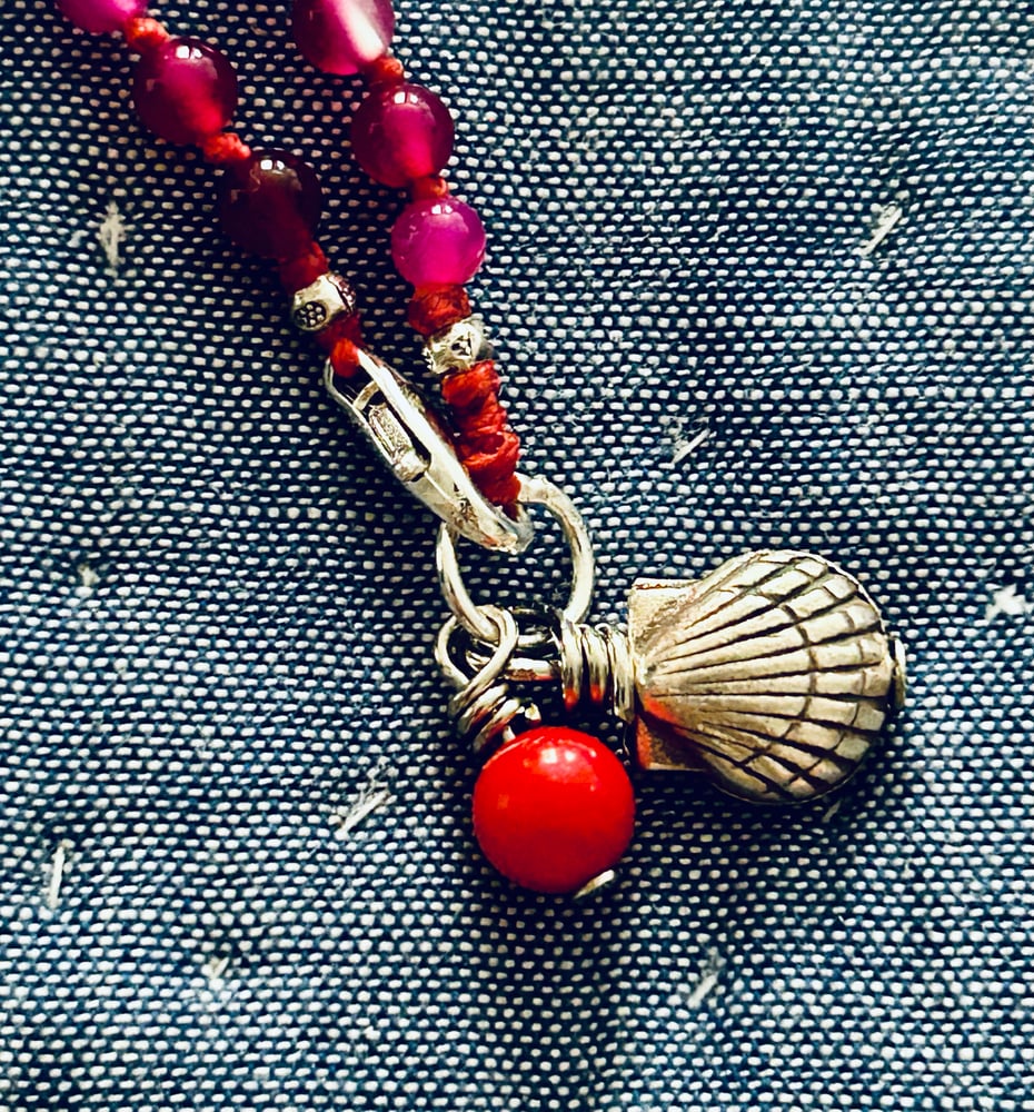 Image of Fushia Agate Mala