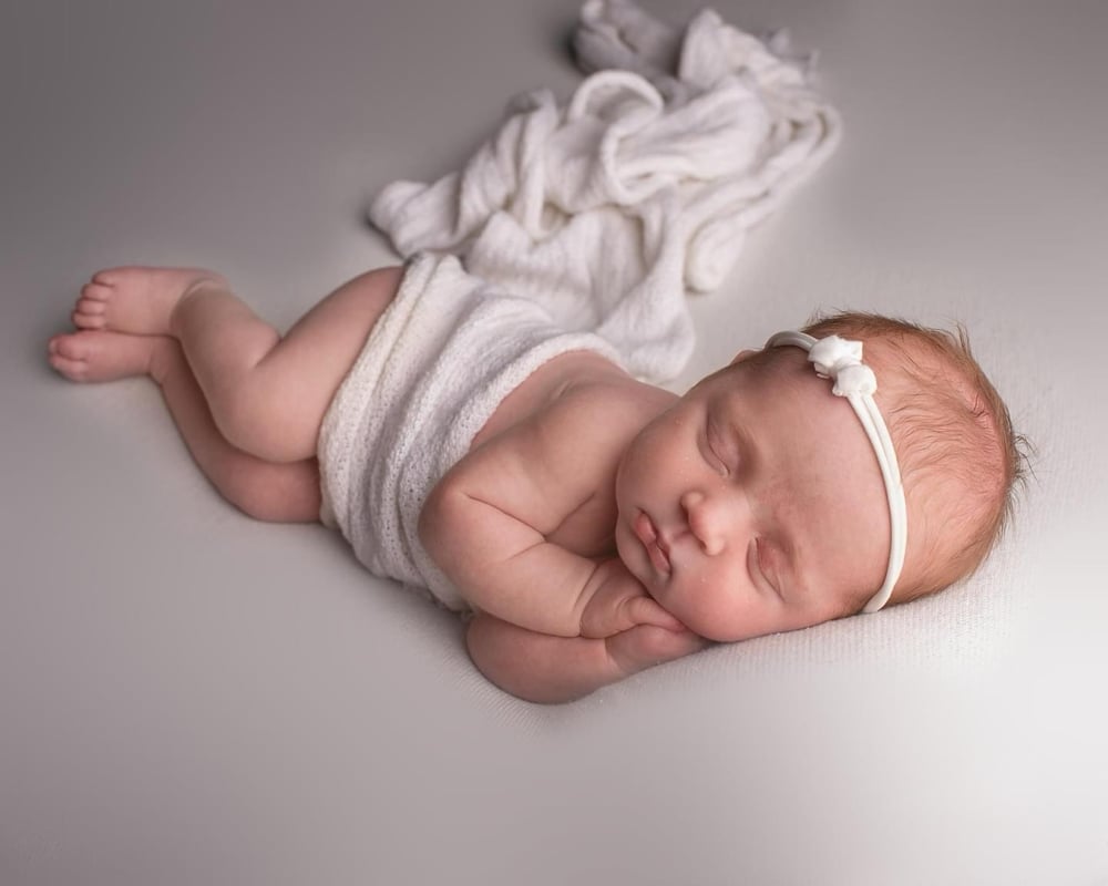 Newborn Photoshoot: DEPOSIT