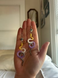Image 4 of nonbinary snakes 