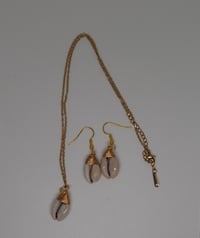 Image 1 of Ensemble Kori