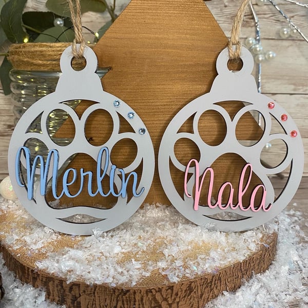 Image of Pawprint Bauble with Name