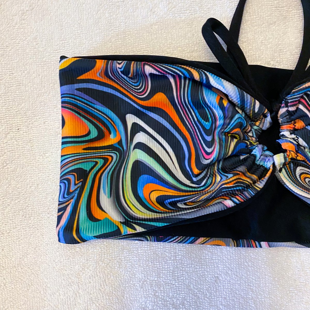 Image of SOLSTICE TOP : TRIPPY TOWN X BLACK 