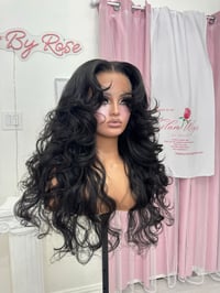 Image 11 of Volume curl (ready to ship) 