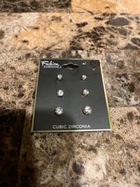 Image 1 of Fashion Essentials Earrings