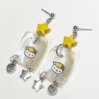 Image 4 of Sweet pea (yellow2)