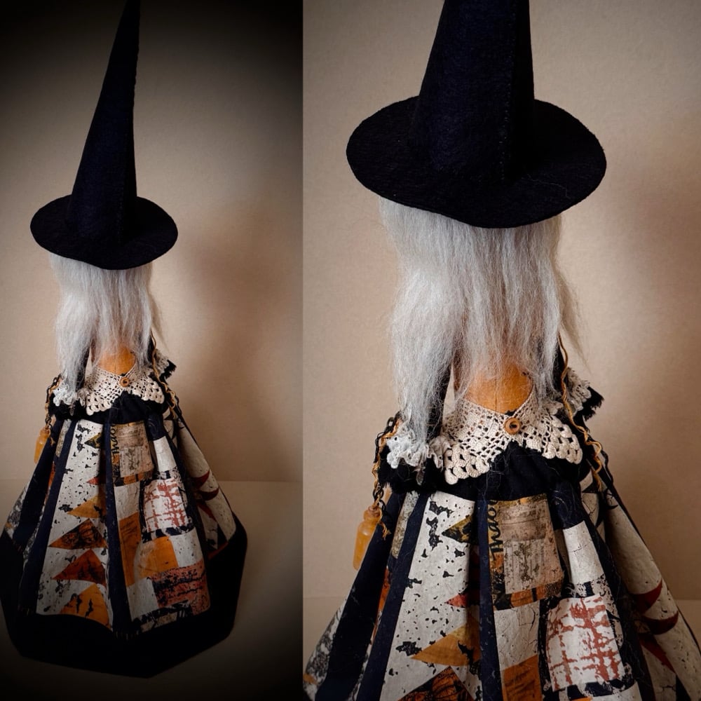 Image of Elvira