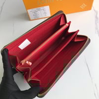 Image 9 of Lou long wallets (click to browse)