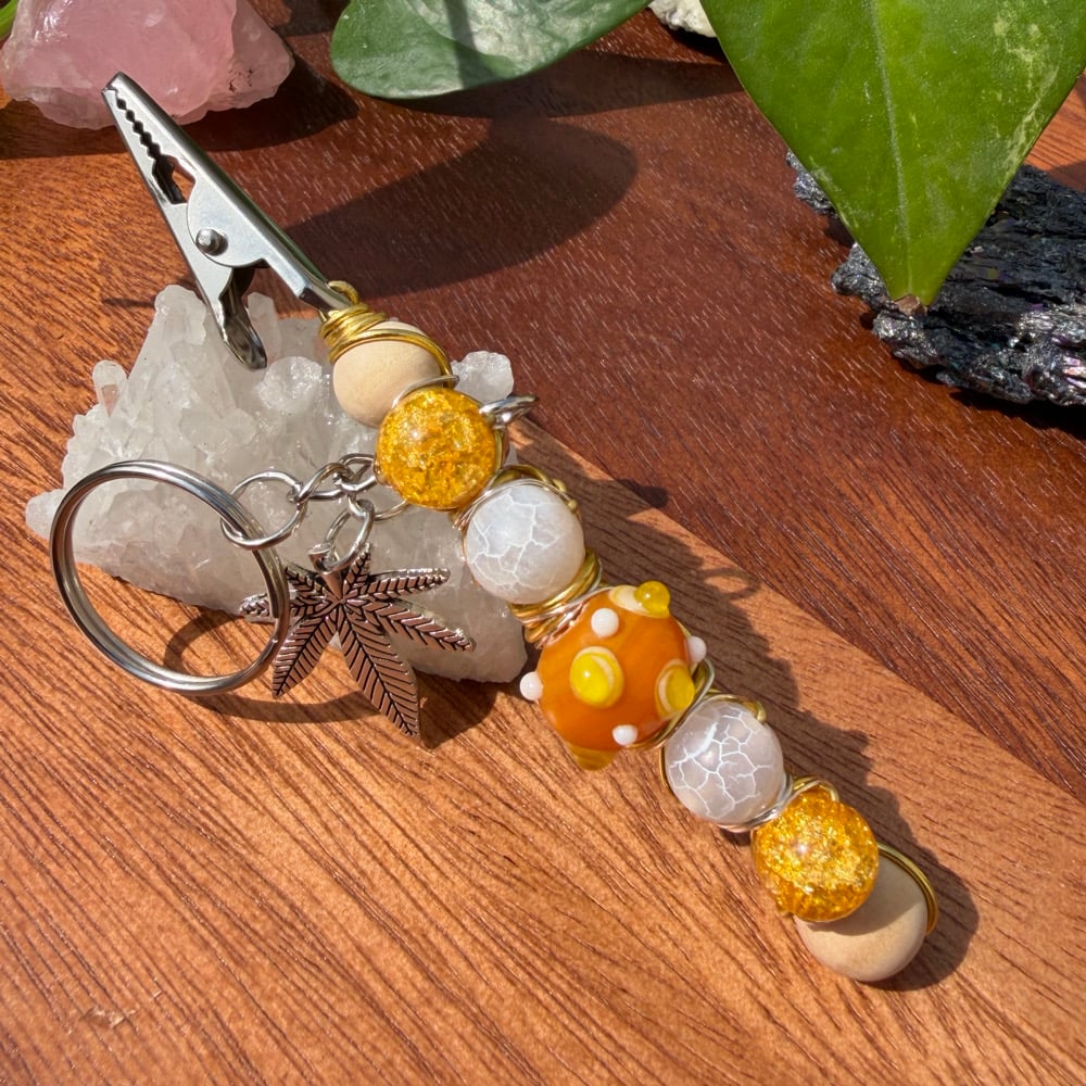 Image of hazy sunrise clip keychain