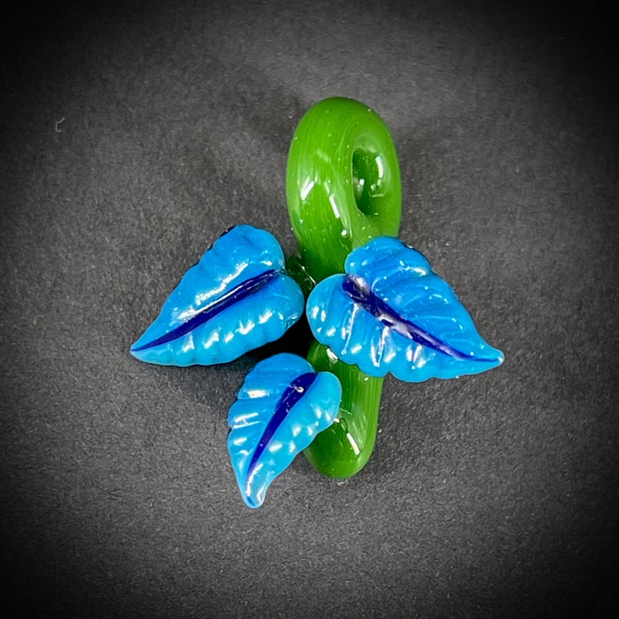 Image of Mini Blue 3 Leaf Pendant