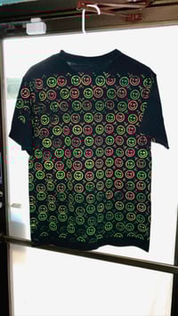 Image 3 of Designer Print Iguana Tee